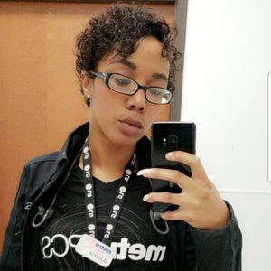 Meet your Posher, Asteria